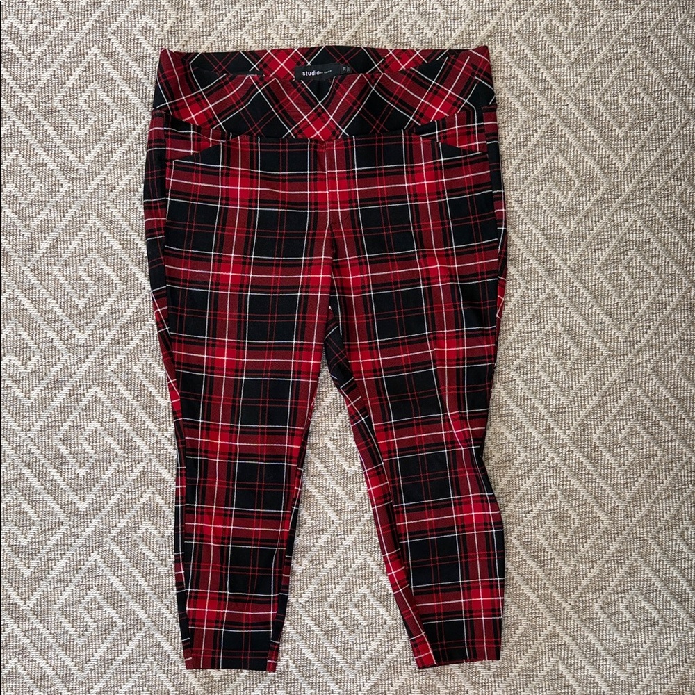 Torrid Red & Black Plaid Pocket Pixie Skinny Studio Luxe Ponte Pants, Size 2R